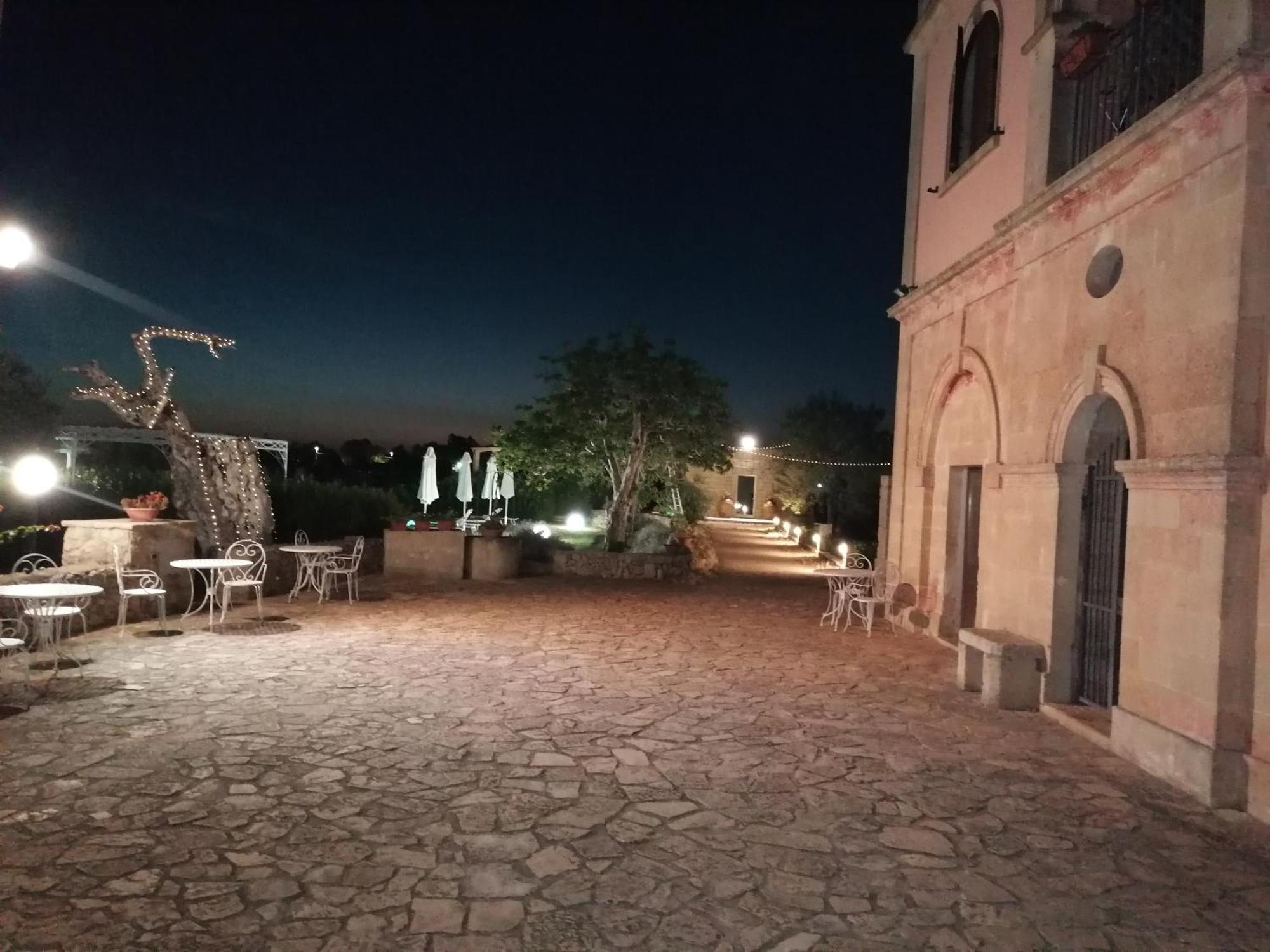 Tenuta Pigliano Hotel Bagnolo del Salento Exterior foto
