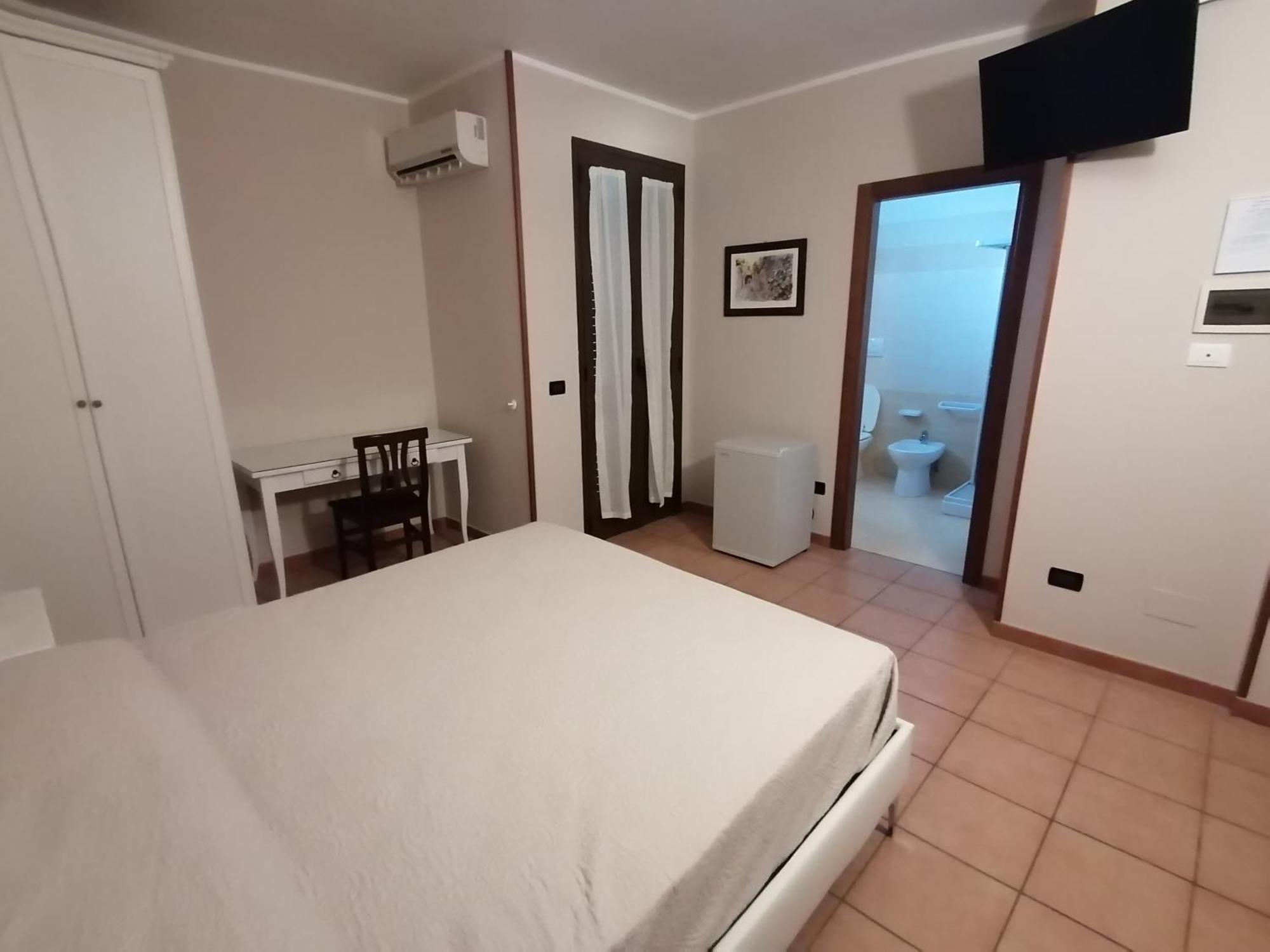 Tenuta Pigliano Hotel Bagnolo del Salento Exterior foto